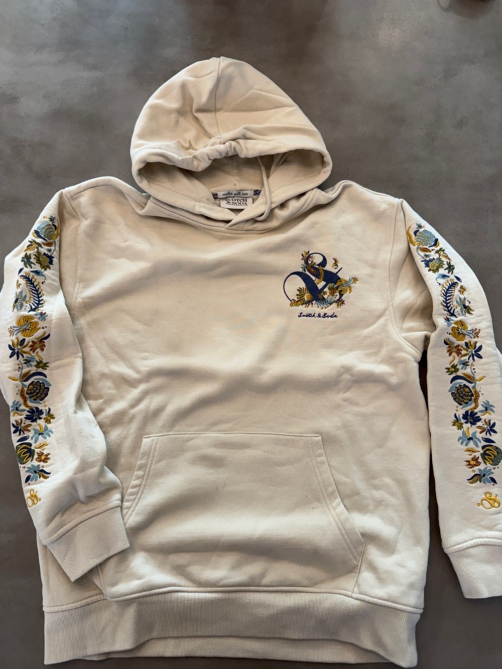 😎 Scotch & Soda Cream Hoodie with Blue & Gold Floral Sleeve Embroidery